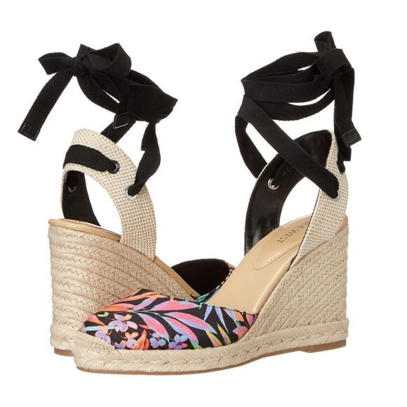 Nine West Women's Espadrille Wedge Sandal - new in box - Picture 6 of 7